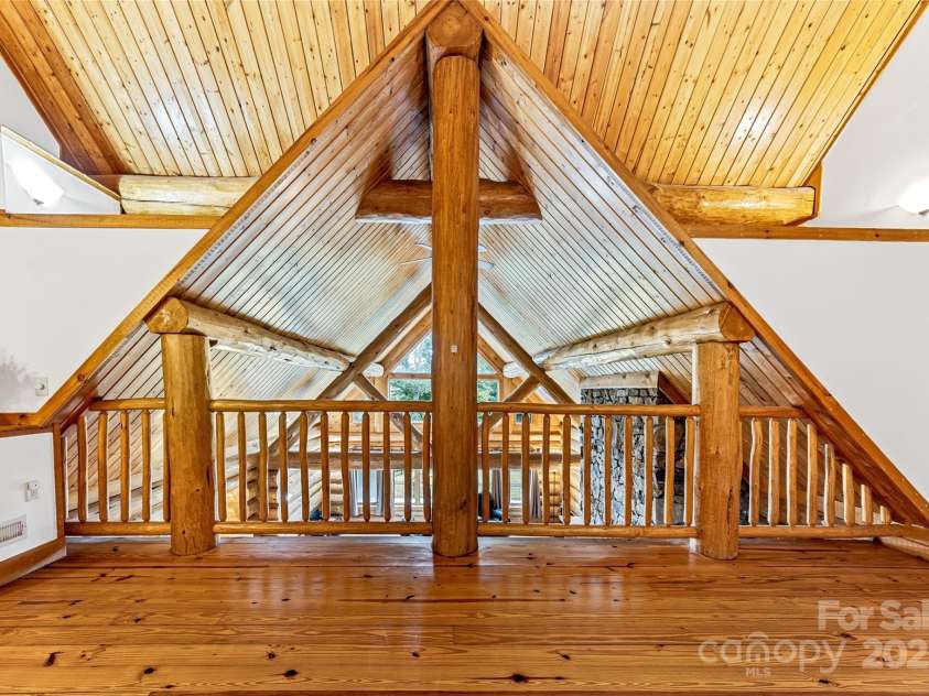 388 Hard To Find Drive, Brevard, NC 28712.  MLS# CAR4244778, YatesRealty ID 9416. 