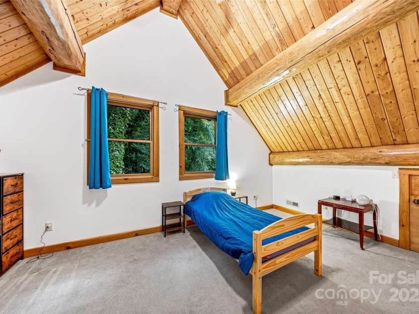 388 Hard To Find Drive, Brevard, NC 28712.  MLS# CAR4244778, YatesRealty ID 9416. 