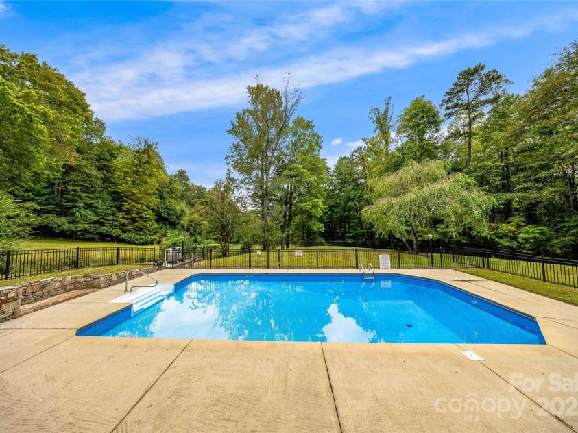 388 Hard To Find Drive, Brevard, NC 28712.  MLS# CAR4244778, YatesRealty ID 9416. 