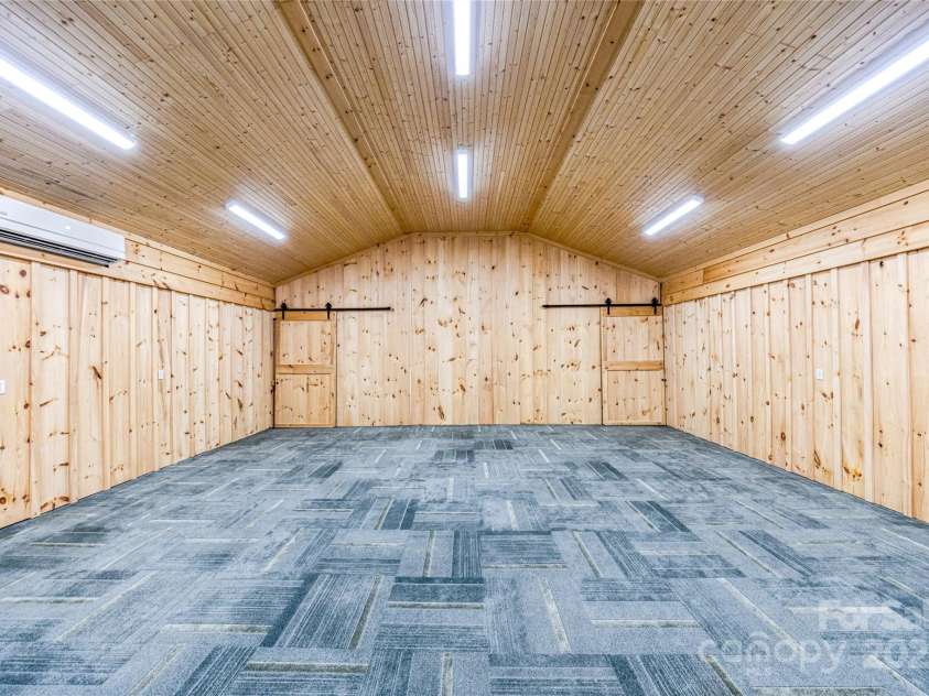 388 Hard To Find Drive, Brevard, NC 28712.  MLS# CAR4244778, YatesRealty ID 9416. 