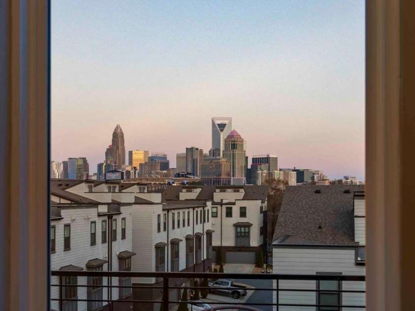 2306 Elizabeth Mill Place, Charlotte, NC 28208.  MLS# CAR4222302, YatesRealty ID 9417. 