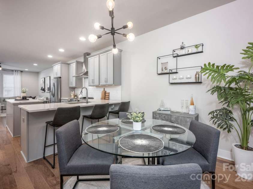 2306 Elizabeth Mill Place, Charlotte, NC 28208.  MLS# CAR4222302, YatesRealty ID 9417. 