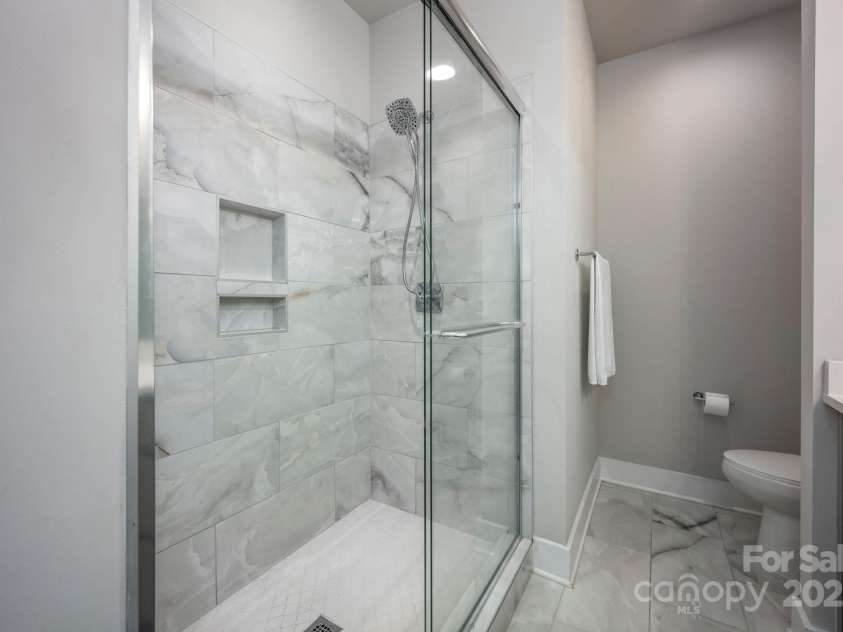 2306 Elizabeth Mill Place, Charlotte, NC 28208.  MLS# CAR4222302, YatesRealty ID 9417. 