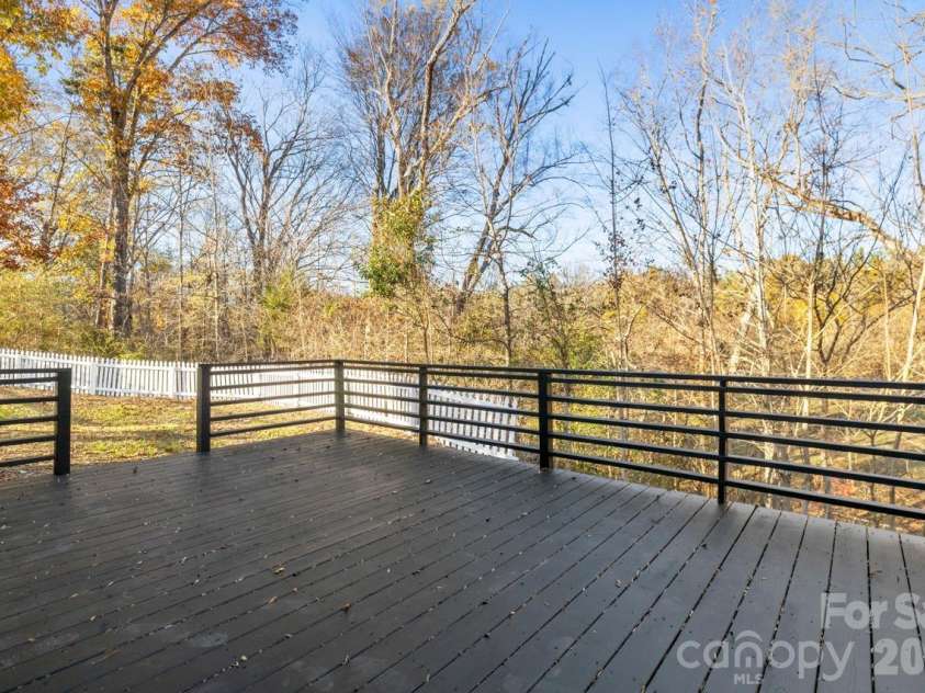 335 Eastcliff Drive, Concord, NC 28025.  MLS# CAR4366749, YatesRealty ID 9417. 
