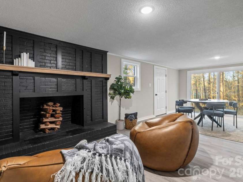 335 Eastcliff Drive, Concord, NC 28025.  MLS# CAR4366749, YatesRealty ID 9417. 