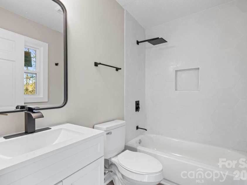 335 Eastcliff Drive, Concord, NC 28025.  MLS# CAR4366749, YatesRealty ID 9417. 