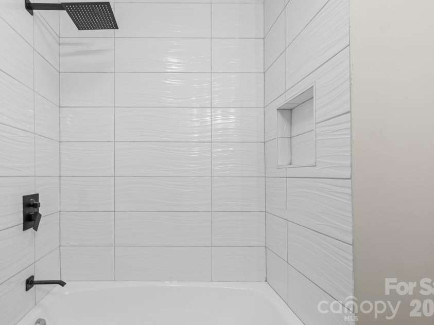 335 Eastcliff Drive, Concord, NC 28025.  MLS# CAR4366749, YatesRealty ID 9417. 