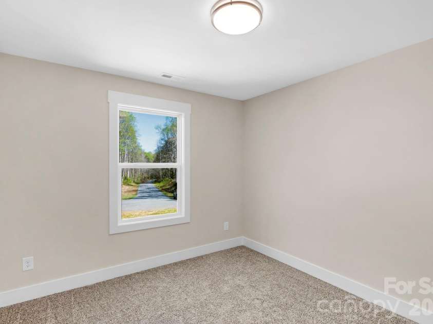 240 Parkland Drive, Forest City, NC 28043.  MLS# CAR4349686, YatesRealty ID 9418. Bed 2