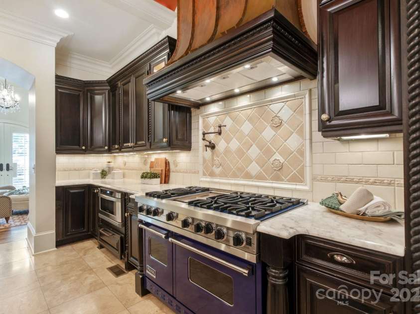 11236 Mcclure Manor Drive, Charlotte, NC 28277.  MLS# CAR4241537, YatesRealty ID 9419. 