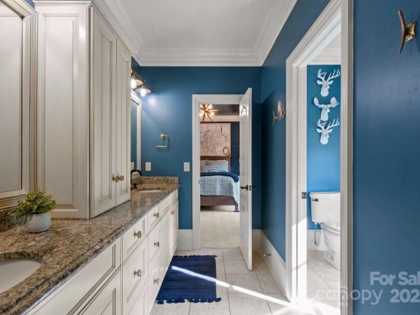 11236 Mcclure Manor Drive, Charlotte, NC 28277.  MLS# CAR4241537, YatesRealty ID 9419. 
