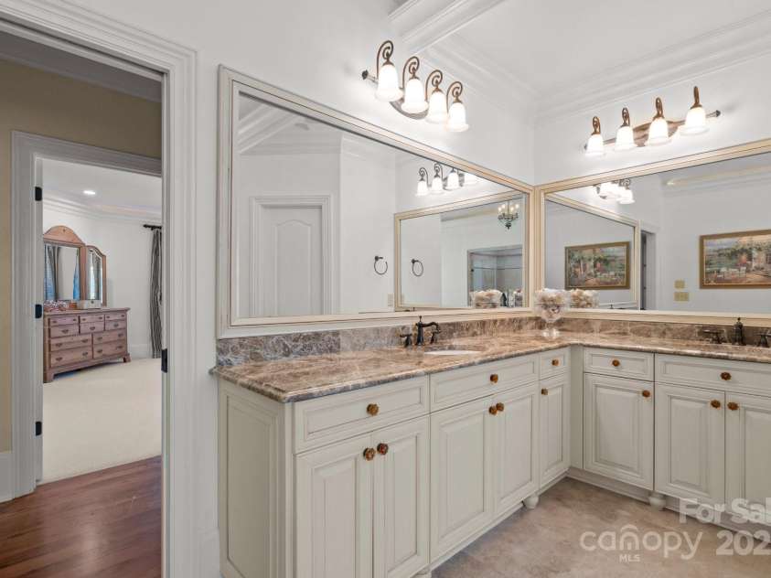 11236 Mcclure Manor Drive, Charlotte, NC 28277.  MLS# CAR4241537, YatesRealty ID 9419. 