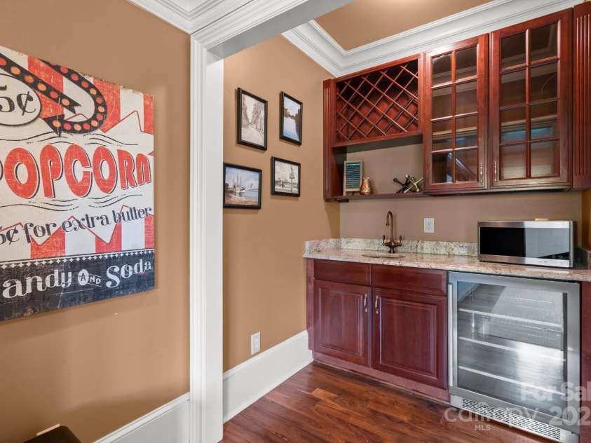 11236 Mcclure Manor Drive, Charlotte, NC 28277.  MLS# CAR4241537, YatesRealty ID 9419. 