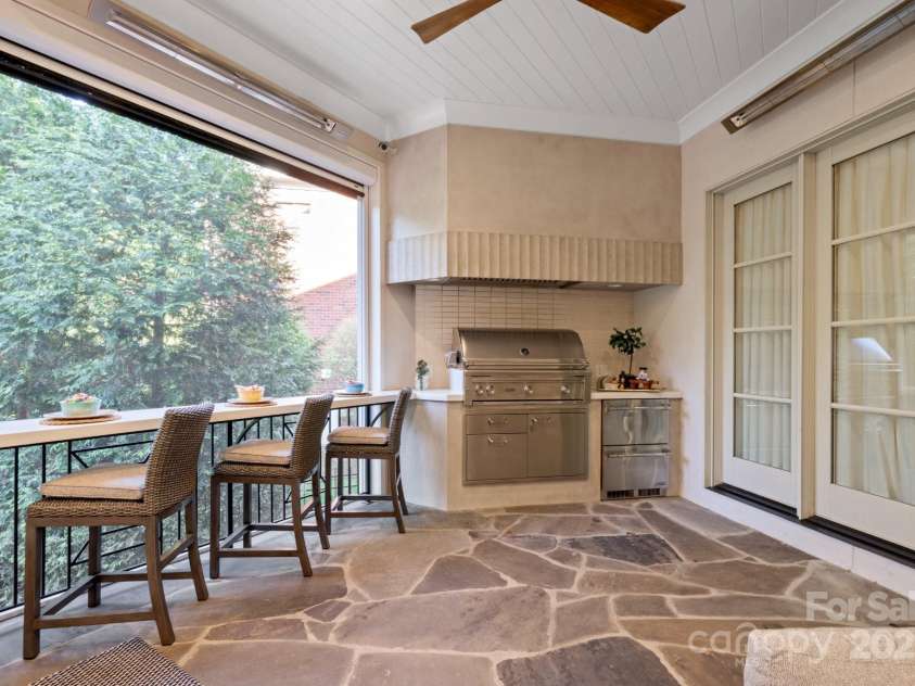 11236 Mcclure Manor Drive, Charlotte, NC 28277.  MLS# CAR4241537, YatesRealty ID 9419. 