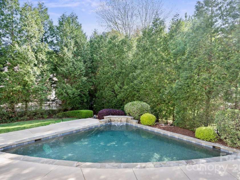 11236 Mcclure Manor Drive, Charlotte, NC 28277.  MLS# CAR4241537, YatesRealty ID 9419. 
