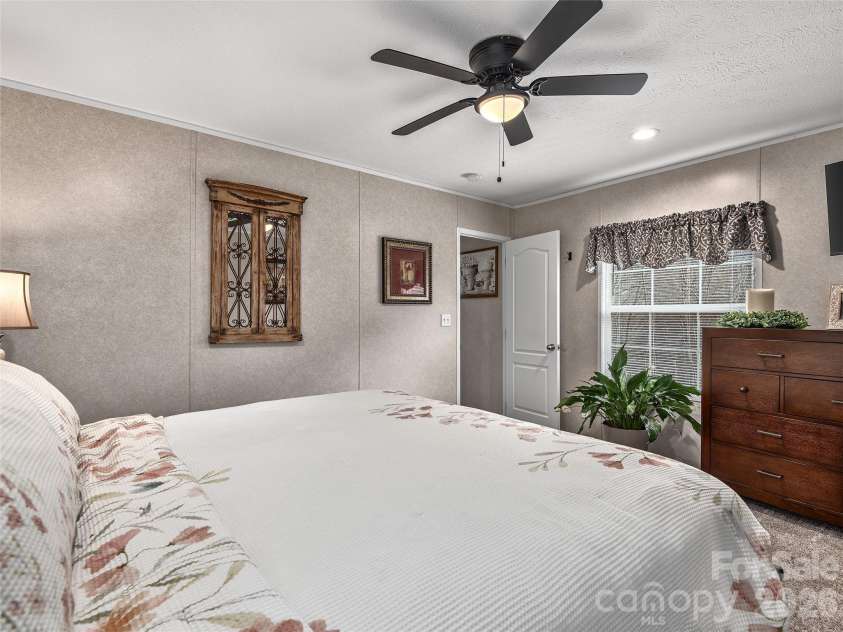 14400 Cruso Road, Canton, NC 28716.  MLS# CAR4346802, YatesRealty ID 9419. 