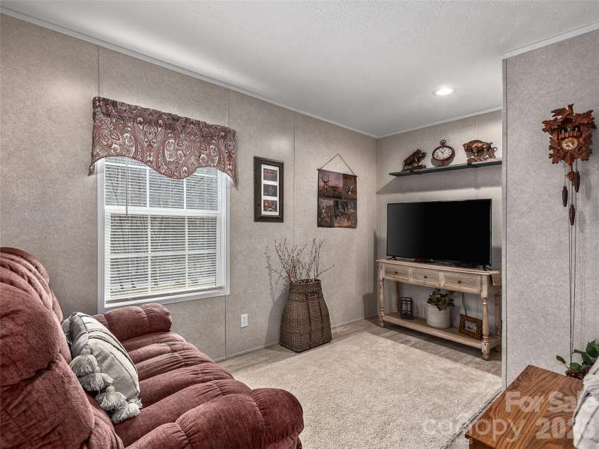 14400 Cruso Road, Canton, NC 28716.  MLS# CAR4346802, YatesRealty ID 9419. 
