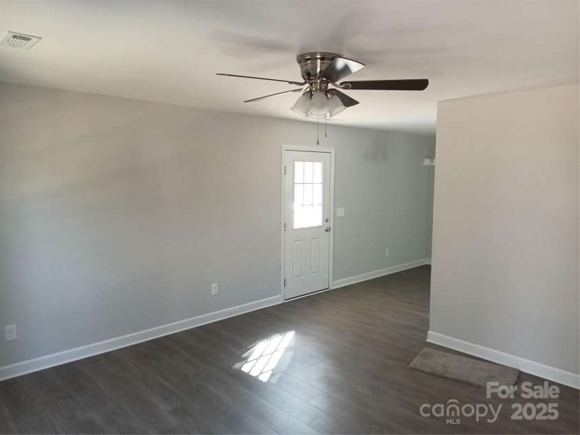 10 Turner Avenue, York, SC 29745.  MLS# CAR4332399, YatesRealty ID 9420. 