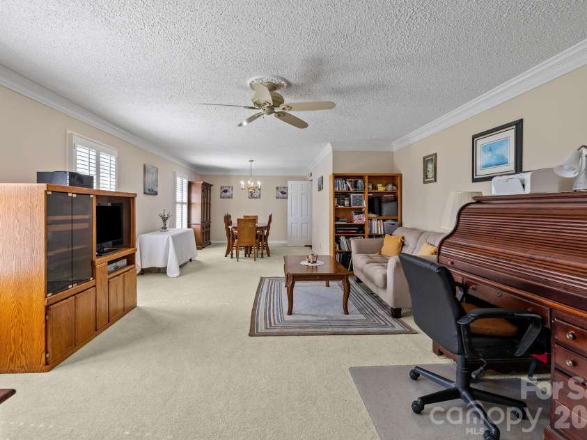 401 Downing Drive, Kings Mountain, NC 28086.  MLS# CAR4359473, YatesRealty ID 9420. 