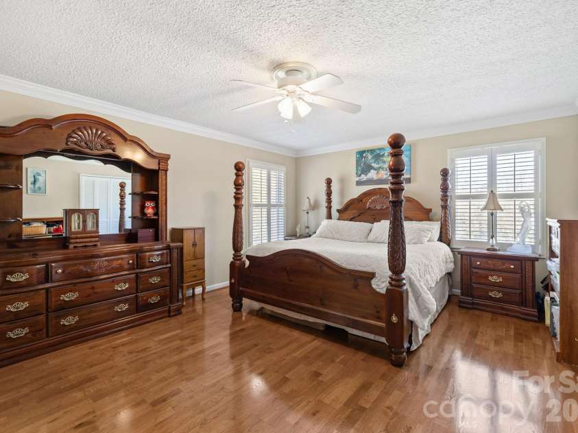401 Downing Drive, Kings Mountain, NC 28086.  MLS# CAR4359473, YatesRealty ID 9420. 