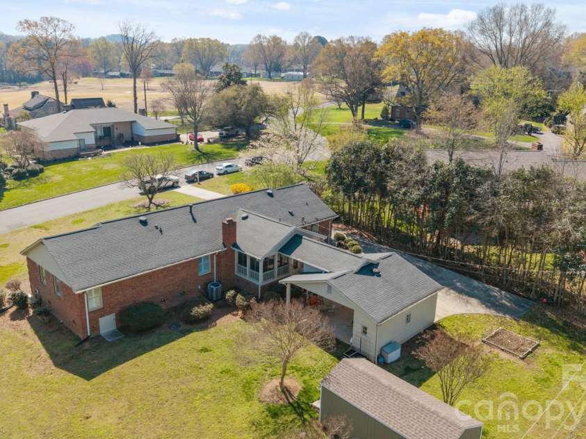 401 Downing Drive, Kings Mountain, NC 28086.  MLS# CAR4359473, YatesRealty ID 9420. 