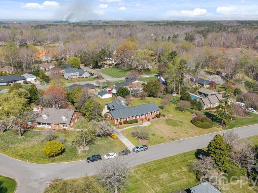 401 Downing Drive, Kings Mountain, NC 28086.  MLS# CAR4359473, YatesRealty ID 9420. 