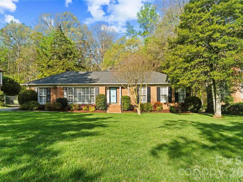 138 Dovershire Road, Charlotte, NC 28270.  MLS# CAR4364678, YatesRealty ID 9421. 