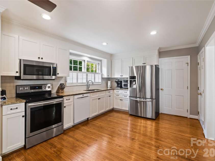 138 Dovershire Road, Charlotte, NC 28270.  MLS# CAR4364678, YatesRealty ID 9421. 