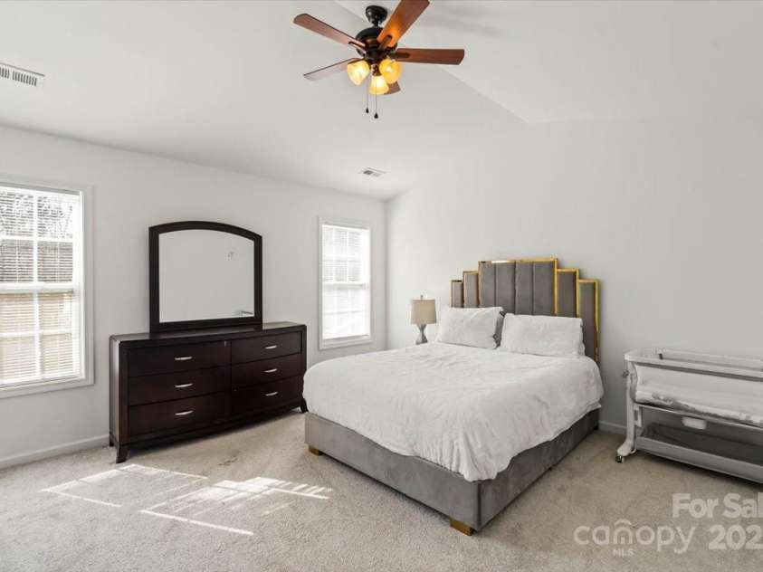 10337 Hugue Way, Charlotte, NC 28214.  MLS# CAR4226522, YatesRealty ID 9422. Primary Bedroom