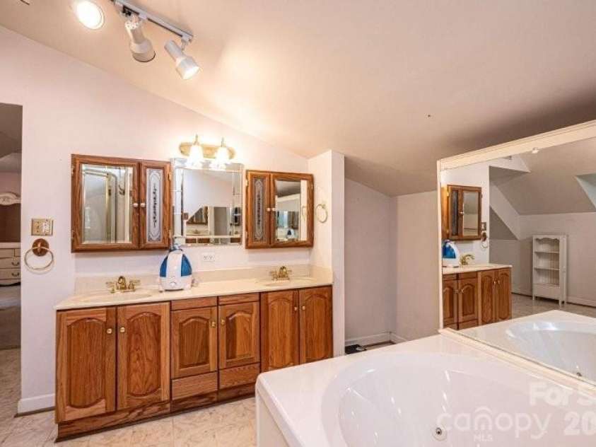 10 Riverview Circle, Granite Falls, NC 28630.  MLS# CAR4310334, YatesRealty ID 9426. 