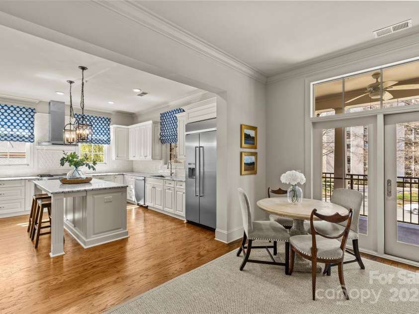 2251 Selwyn Avenue, Charlotte, NC 28207.  MLS# CAR4227774, YatesRealty ID 9426. 