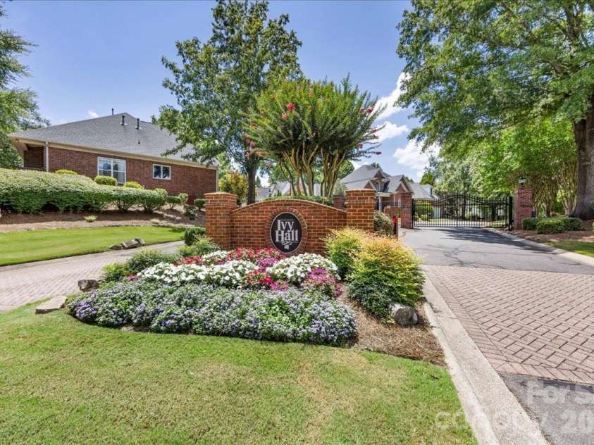 6203 Kensington Gardens Court, Charlotte, NC 28277.  MLS# CAR4343477, YatesRealty ID 9426. Ivy hall is a Gated Community of 58 homes