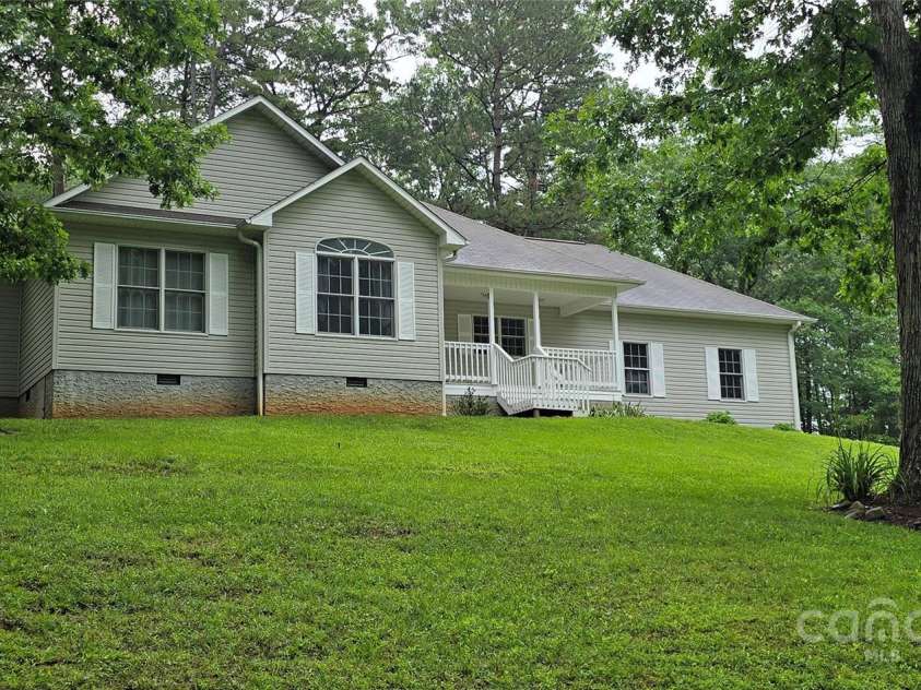 221 Flat Branch Trail, Mill Spring, NC 28756.  MLS# CAR4271037, YatesRealty ID 9427. 