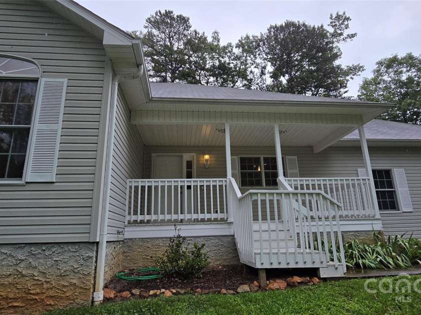 221 Flat Branch Trail, Mill Spring, NC 28756.  MLS# CAR4271037, YatesRealty ID 9427. 