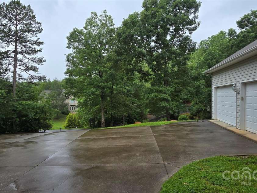 221 Flat Branch Trail, Mill Spring, NC 28756.  MLS# CAR4271037, YatesRealty ID 9427. 