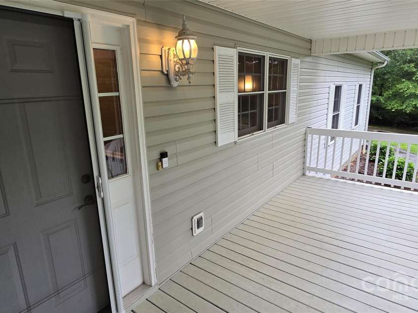 221 Flat Branch Trail, Mill Spring, NC 28756.  MLS# CAR4271037, YatesRealty ID 9427. 