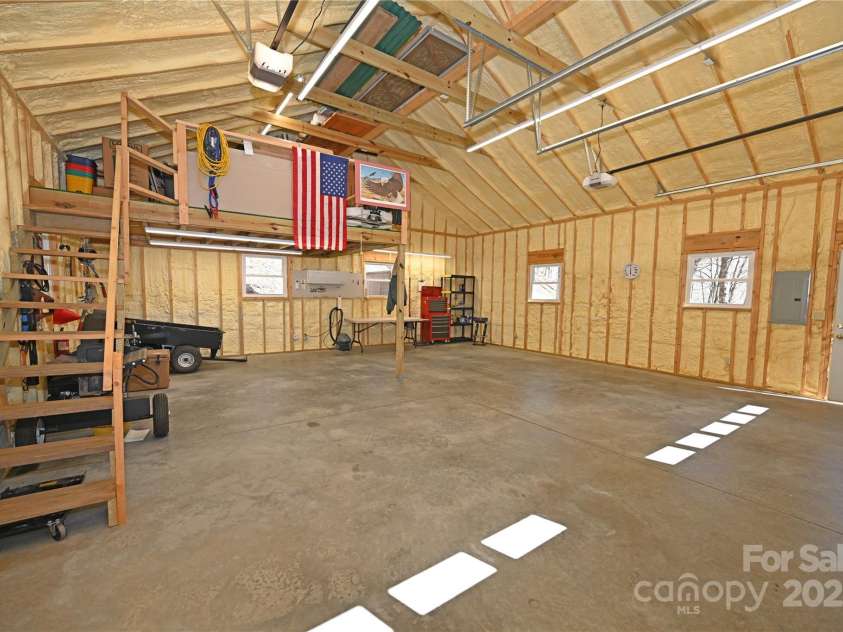 1147 Deerfield Drive, Hot Springs, NC 28743.  MLS# CAR4237237, YatesRealty ID 9428. 