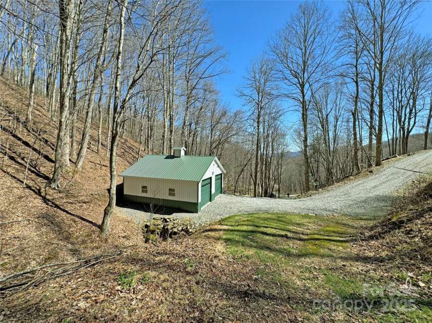 1147 Deerfield Drive, Hot Springs, NC 28743.  MLS# CAR4237237, YatesRealty ID 9428. 