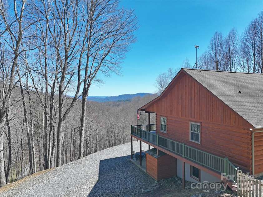 1147 Deerfield Drive, Hot Springs, NC 28743.  MLS# CAR4237237, YatesRealty ID 9428. 