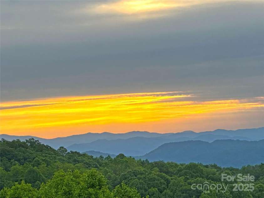 1147 Deerfield Drive, Hot Springs, NC 28743.  MLS# CAR4237237, YatesRealty ID 9428. 