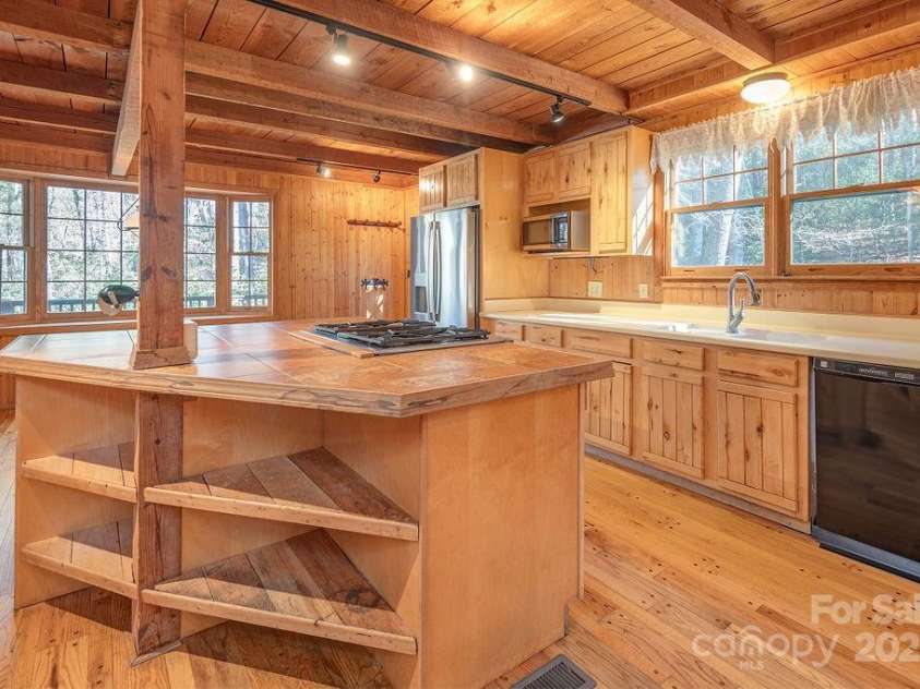 14 Woods Drive, Fairview, NC 28730.  MLS# CAR4223729, YatesRealty ID 9429. Spacious kitchen with plenty of counter space.