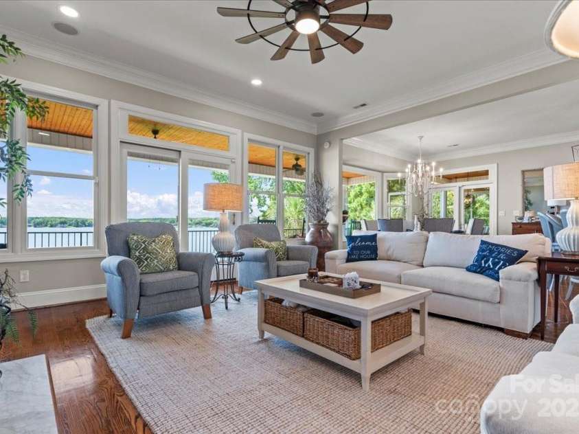 2429 Singleton Point, Liberty Hill, SC 29074.  MLS# CAR4297932, YatesRealty ID 9429. 