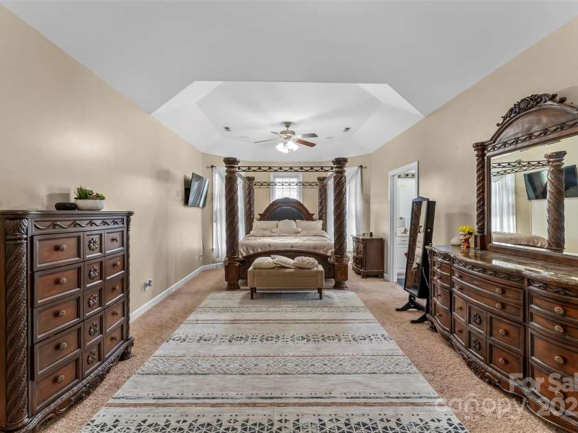 1825 Smyre Farm Road, Newton, NC 28658.  MLS# CAR4258103, YatesRealty ID 943. 