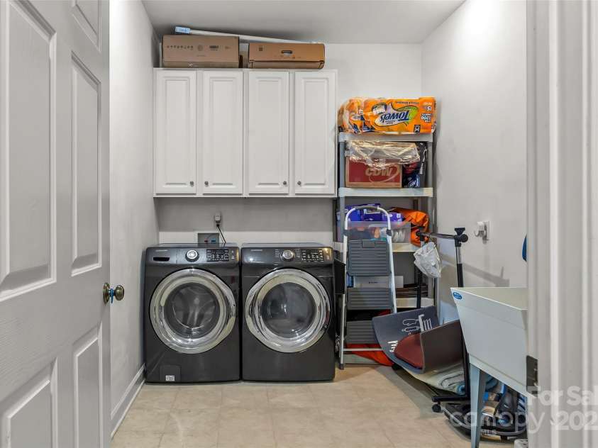 1825 Smyre Farm Road, Newton, NC 28658.  MLS# CAR4258103, YatesRealty ID 943. 