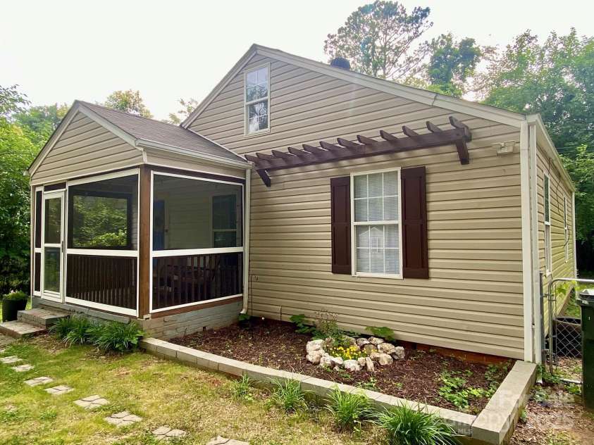 659 Annafrel Street, Rock Hill, SC 29730.  MLS# CAR4269464, YatesRealty ID 943. 