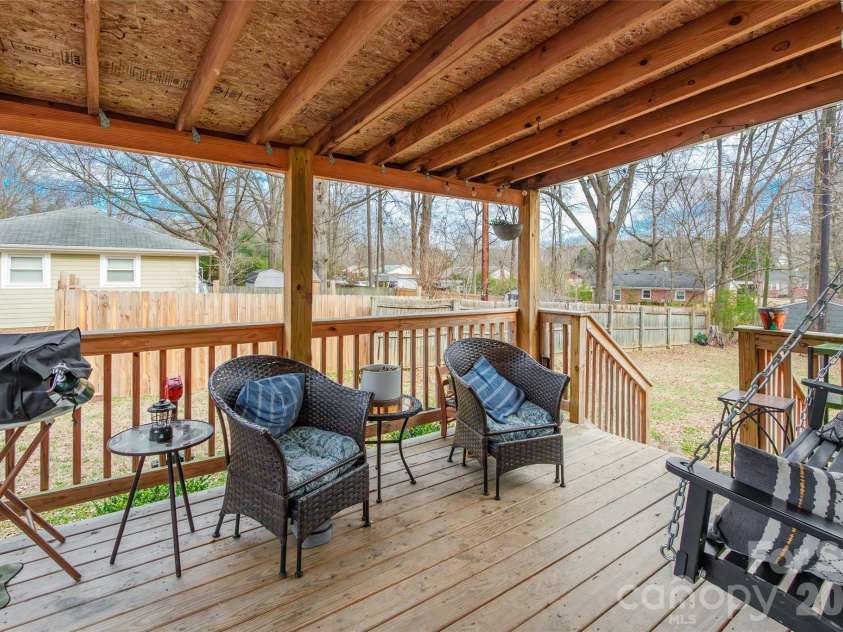 333 Kennerly Drive, Indian Trail, NC 28079.  MLS# CAR4340381, YatesRealty ID 9430. 