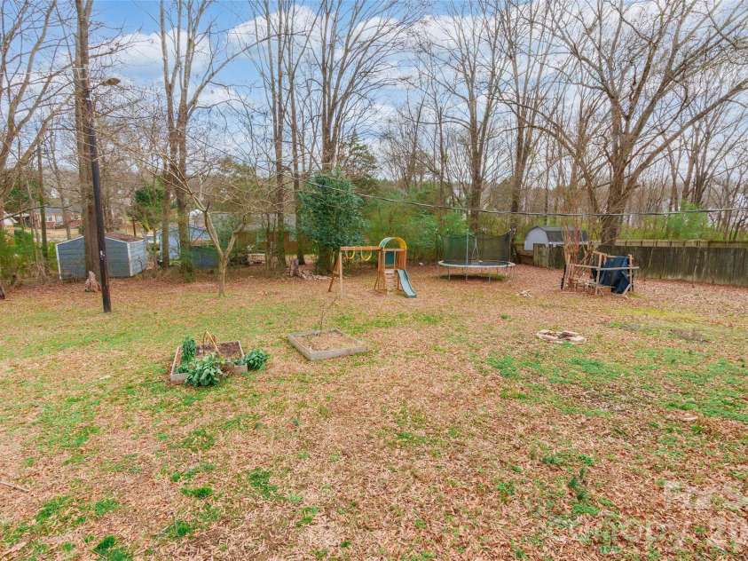 333 Kennerly Drive, Indian Trail, NC 28079.  MLS# CAR4340381, YatesRealty ID 9430. 