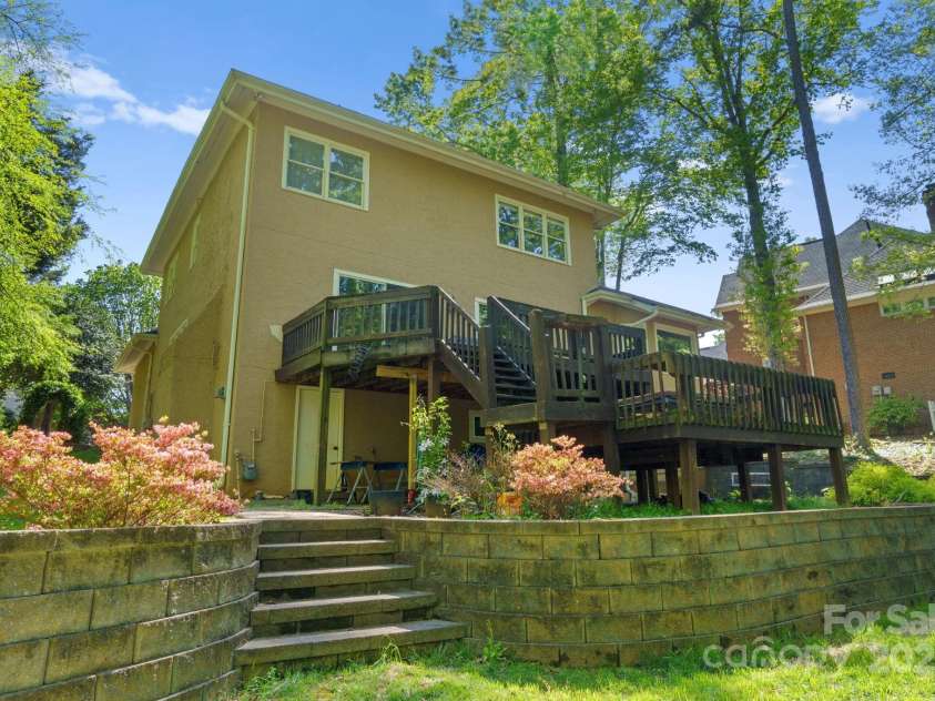 273 Downs Way, Fort Mill, SC 29708.  MLS# CAR4243206, YatesRealty ID 9431. 