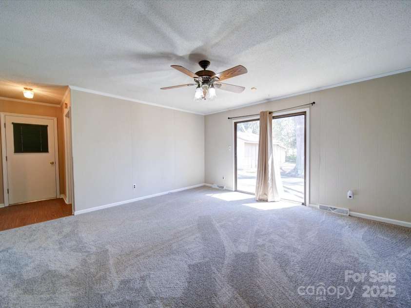 4401 Coachwood Lane, Gastonia, NC 28056.  MLS# CAR4234565, YatesRealty ID 9432. 
