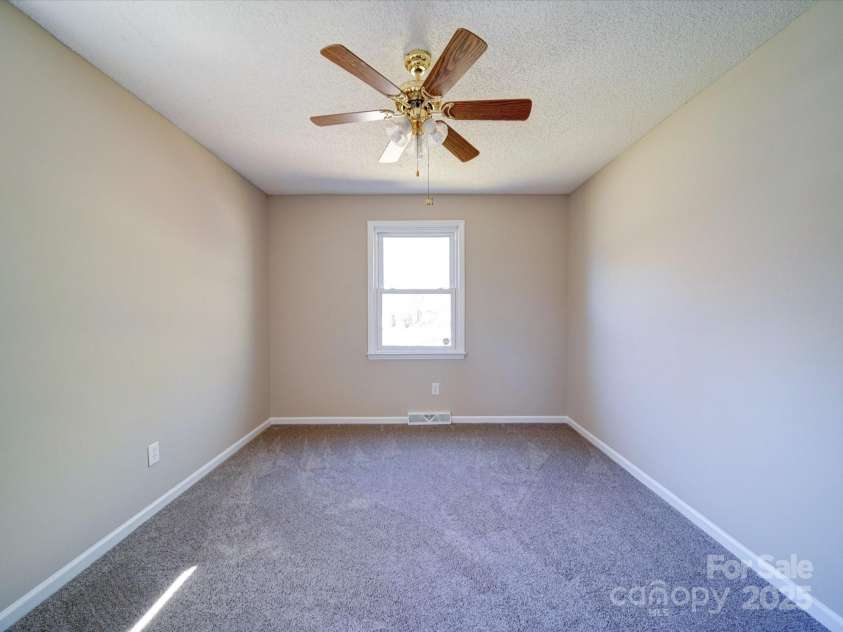 4401 Coachwood Lane, Gastonia, NC 28056.  MLS# CAR4234565, YatesRealty ID 9432. 