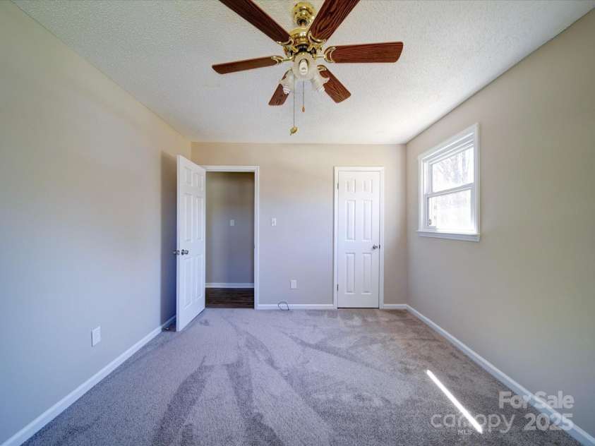 4401 Coachwood Lane, Gastonia, NC 28056.  MLS# CAR4234565, YatesRealty ID 9432. 